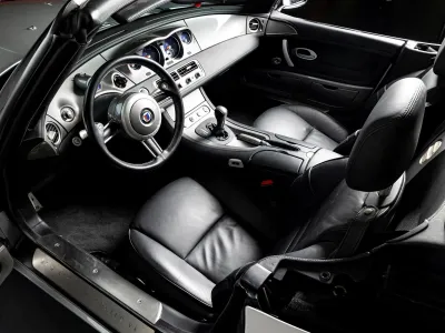 Roadster V8